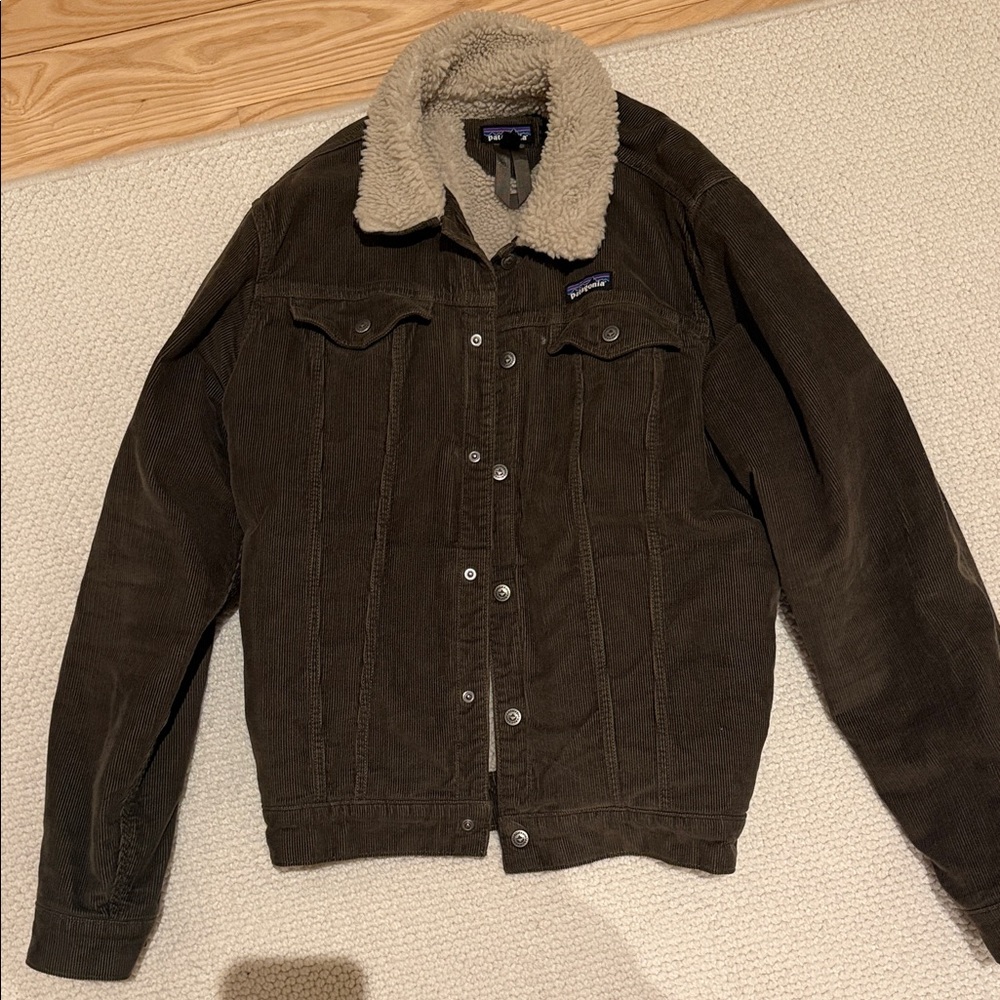 Patagonia Men's Dark Brown Corduroy Jacket with Sherpa Collar